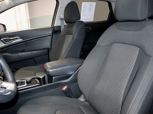 Used 2023 Kia Sportage LX image 26