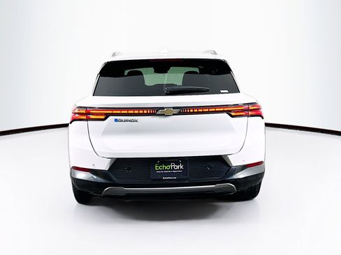 Used 2024 Chevrolet Equinox EV LT FWD image 7