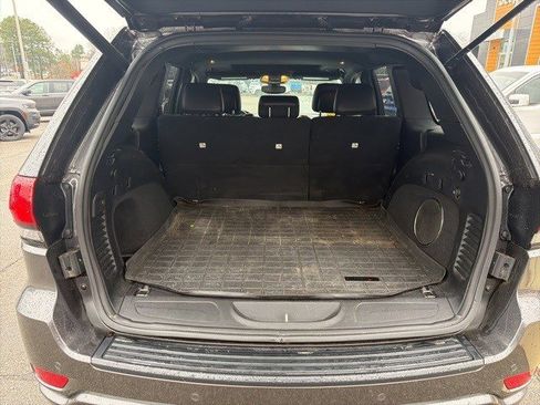 Used 2019 Jeep Grand Cherokee Altitude image 5