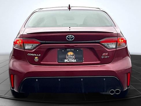 Used 2025 Toyota Corolla SE w/ Convenience Package FWD image 5