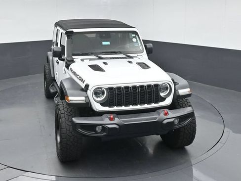 Used 2024 Jeep Wrangler Unlimited Rubicon AWD/4WD image 41