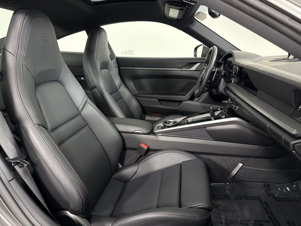Certified 2024 Porsche 911 Carrera 4 AWD/4WD image 23