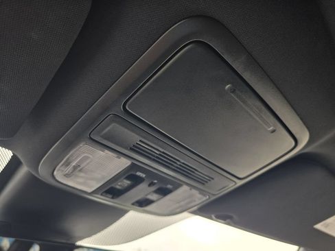 Used 2025 Honda Odyssey Sport-L image 23