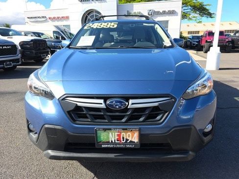 Used 2021 Subaru Crosstrek 2.0i Premium w/ Moonroof Package image 2