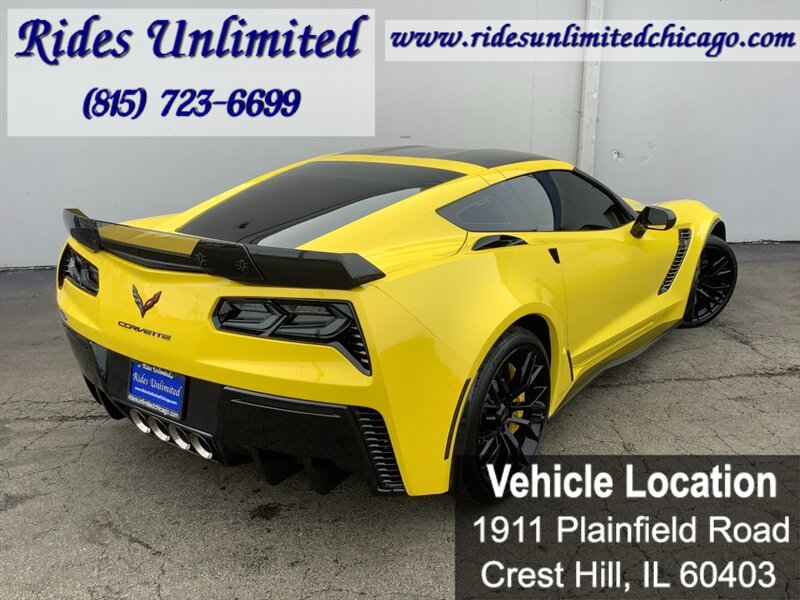 Used 2017 Chevrolet Corvette Z06 w/ Z07 Performance Package RWD image 6