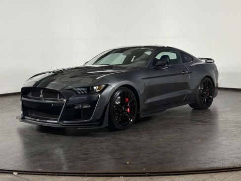 Used 2020 Ford Mustang Shelby GT500 w/ Technology Package RWD image 7
