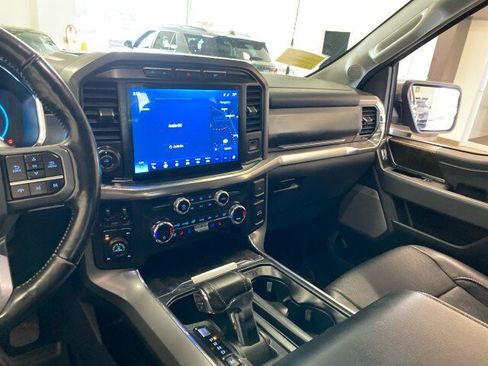 Used 2021 Ford F150 Lariat w/ Equipment Group 502A High AWD/4WD image 17