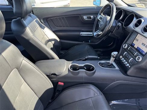 Used 2020 Ford Mustang Premium image 6