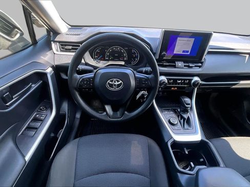 Certified 2025 Toyota RAV4 LE AWD/4WD image 6