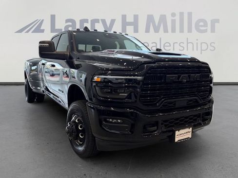 New 2026 RAM 3500 Laramie w/ Night Edition AWD/4WD image 7