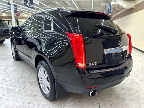 Used 2016 Cadillac SRX Luxury w/ Driver Awareness Package image 9
