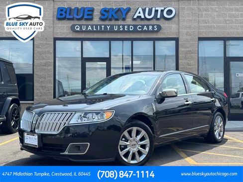 Used 2011 Lincoln MKZ image 1