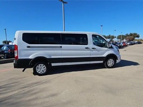 Used 2023 Ford Transit 350 XLT image 8