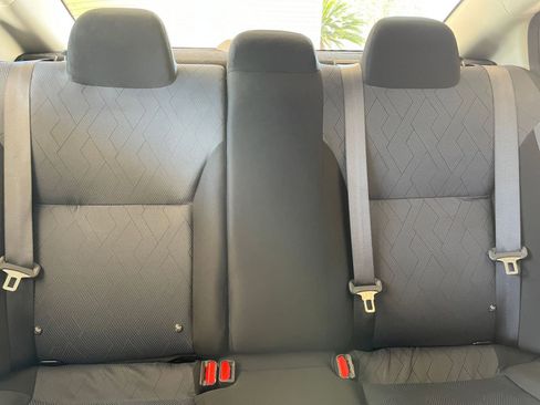 Used 2025 Nissan Versa SV image 36