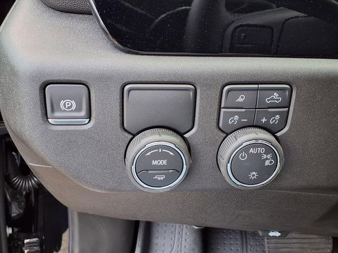 New 2026 Chevrolet Silverado 1500 LT w/ All Star Edition Plus image 10