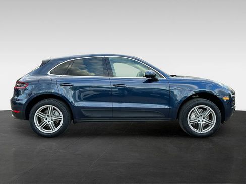 Used 2015 Porsche Macan S AWD/4WD image 8
