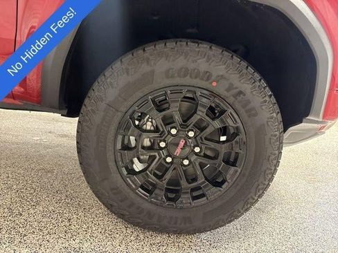 New 2026 GMC Canyon Elevation w/ Convenience Package image 14