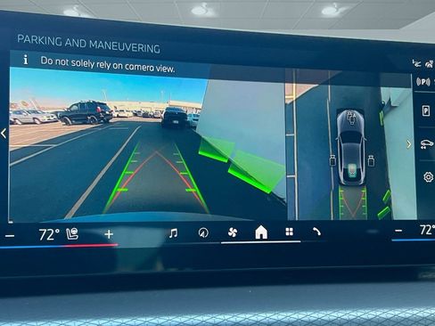 Used 2025 BMW i4 eDrive40 w/ Premium Package image 23