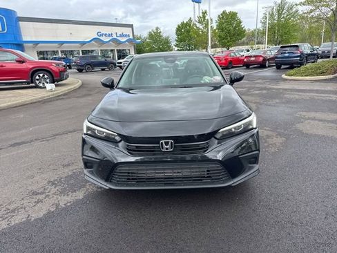 Used 2023 Honda Civic EX image 3