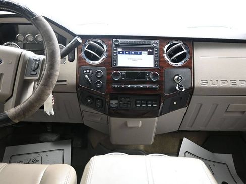 Used 2008 Ford F250 Lariat AWD/4WD image 16