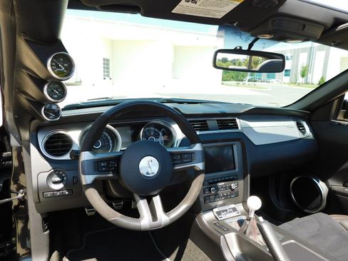 Used 2014 Ford Mustang Shelby GT500 w/ Equipment Group 821A image 21