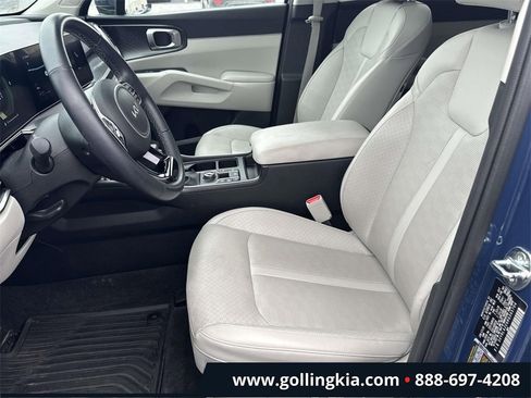 Certified 2024 Kia Sorento S w/ Panoramic Sunroof Package image 16
