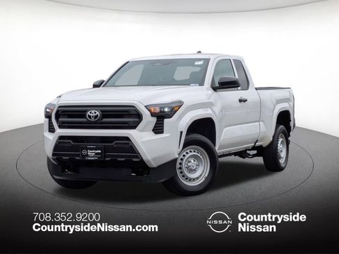 Used 2024 Toyota Tacoma SR image 1
