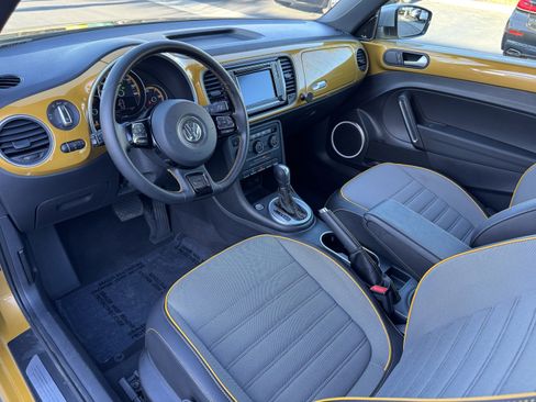Used 2016 Volkswagen Beetle 1.8T Dune image 15