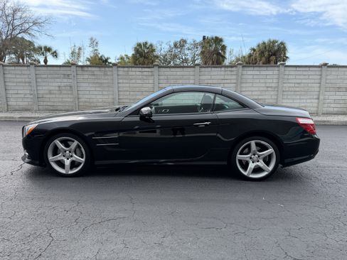 Used 2013 Mercedes-Benz SL 550 image 2