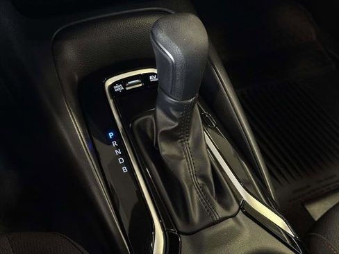 Used 2023 Toyota Corolla SE image 35