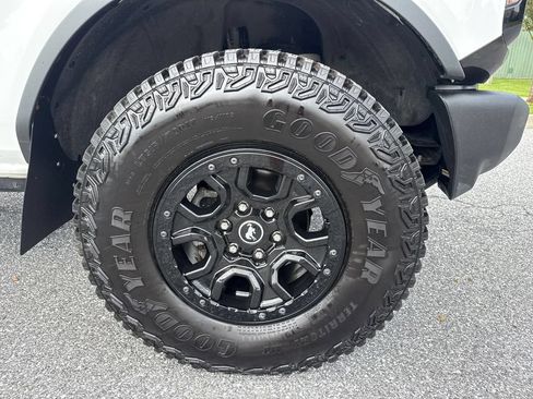 Used 2022 Ford Bronco Wildtrak AWD/4WD image 30