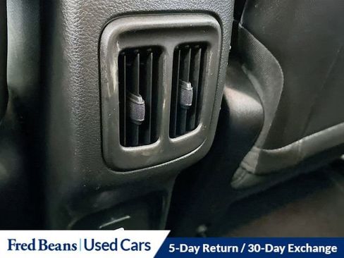 Used 2018 Jeep Compass Latitude AWD/4WD image 31
