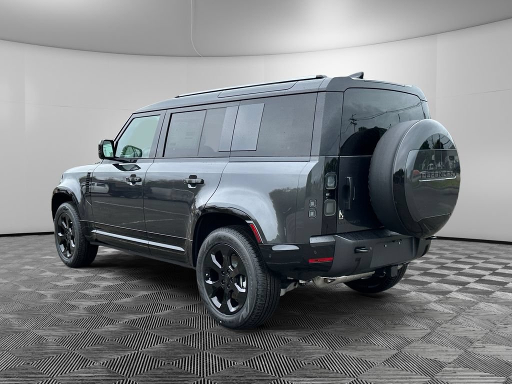 New 2026 Land Rover Defender 110 X-Dynamic SE AWD/4WD image 3