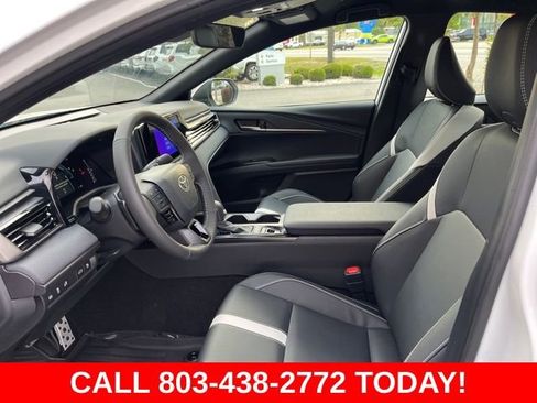 Used 2026 Toyota Camry SE w/ Convenience Package image 7