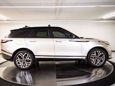 Used 2019 Land Rover Range Rover Velar R-Dynamic SE AWD/4WD image 8
