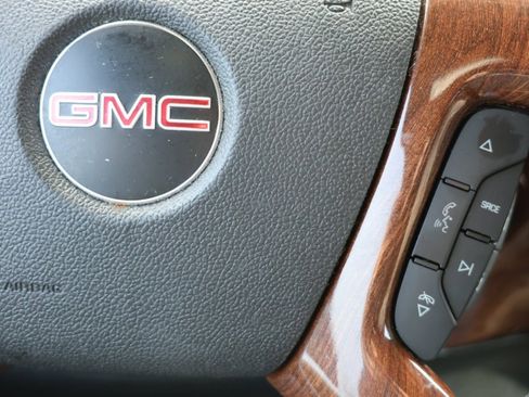 Used 2016 GMC Savana 2500 image 27