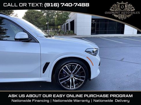 Used 2019 BMW X5 xDrive50i w/ M Sport Package AWD/4WD image 11