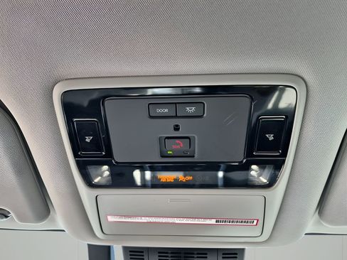 Used 2024 Toyota Grand Highlander XLE image 40