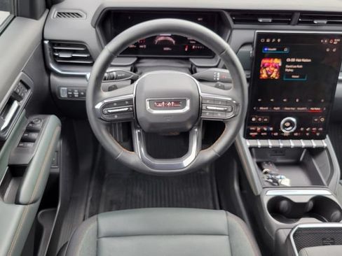 Used 2026 GMC Terrain AT4 w/ Convenience Package III AWD/4WD image 5