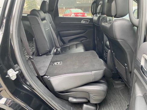 Used 2020 Jeep Grand Cherokee Laredo w/ Quick Order Package 2BN North image 49