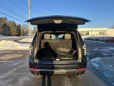 Certified 2025 Chevrolet Tahoe Premier w/ Sun And Tow Package image 5