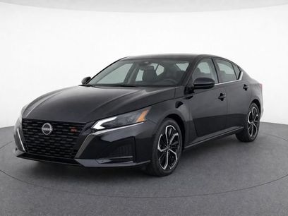 Used 2024 Nissan Altima 2.5 SR