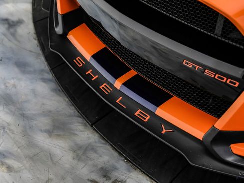 Used 2020 Ford Mustang Shelby GT500 w/ Carbon Fiber Track Pack RWD image 42