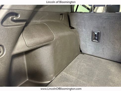 Used 2018 Chevrolet Equinox LT image 52