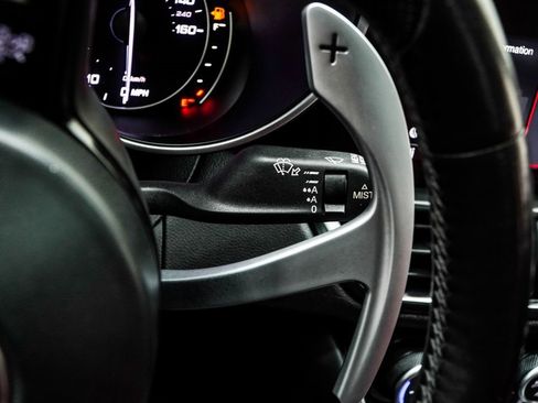 Used 2023 Alfa Romeo Giulia Veloce image 34