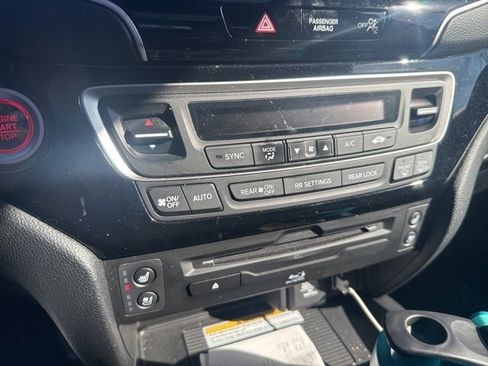 Used 2021 Honda Pilot Black Edition image 23