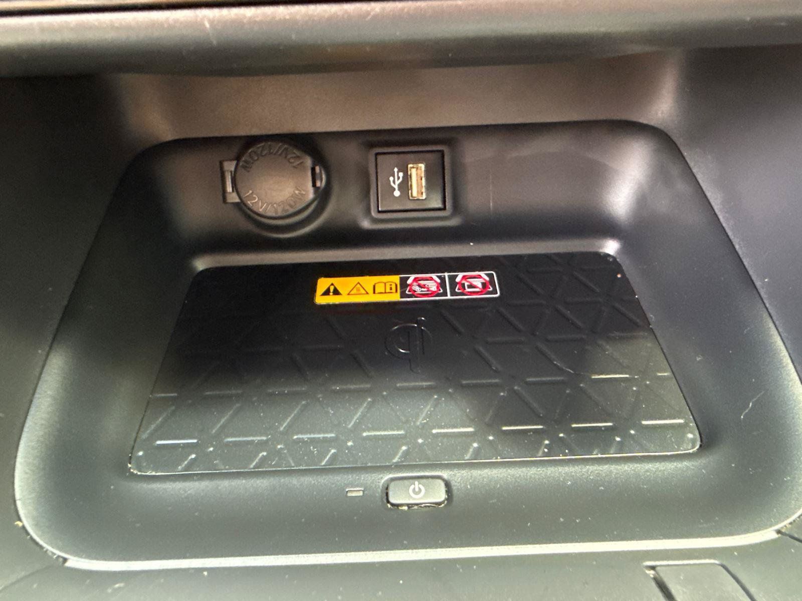 Used 2024 Toyota RAV4 XSE w/ Advanced Technology Package AWD/4WD image 22