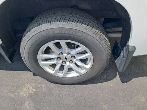 Used 2019 Chevrolet Silverado 1500 LT w/ All-Star Edition AWD/4WD image 9