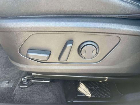 Used 2022 Hyundai Tucson Limited image 18