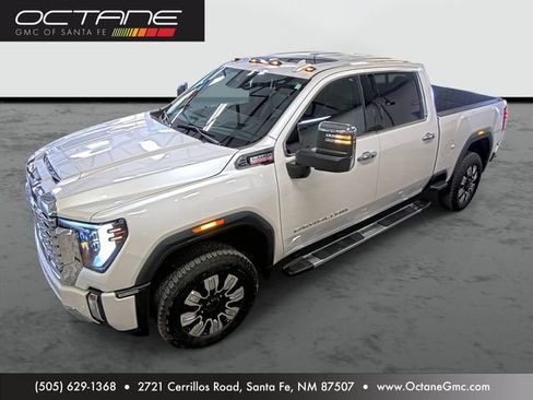 Used 2024 GMC Sierra 2500 Denali w/ Denali Reserve Package AWD/4WD image 1